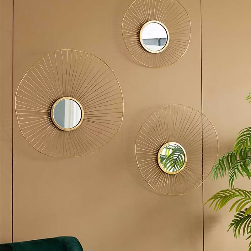 Ensemble de 3 Miroirs Muraux Soleil Ondulants en Acier Doré 66 × 14 × 65cm