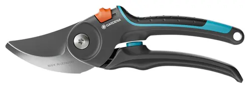 Pour profiter pleinement de l’extérieur:Sécateur lames franches pour bois vert Gardena PremiumCut Pro