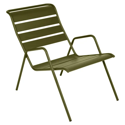 Pour votre jardin:Fauteuil bas Monceau coloris vert en acier Fermob - 52 x 78 cm
