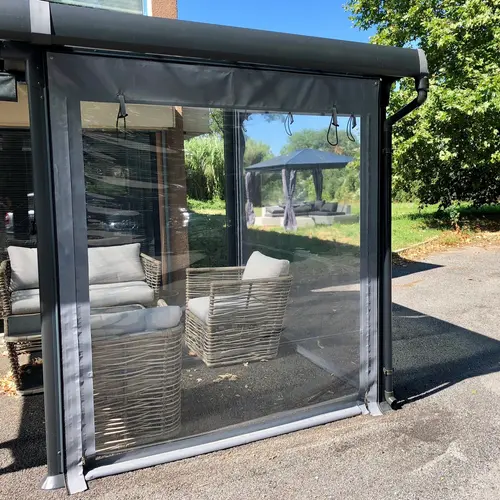 Solution maison:Fermeture PVC gauche pour pergola autoportante AZURA Couleurs du Monde