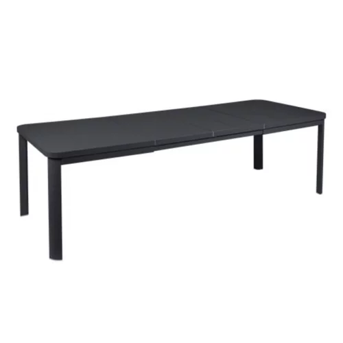 Pour profiter du jardin:Table 2 allonges en aluminium coloris carbone Oléron Fermob - 155/255 x 100 x 74 cm