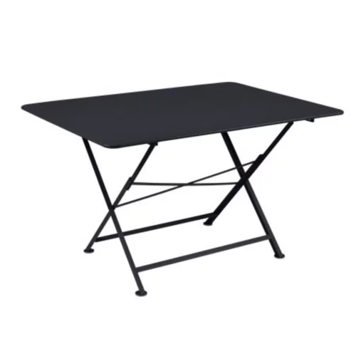 Pour compléter votre jardin:Table pliante coloris carbone Cargo Fermob - 128 x 90 x 75 cm