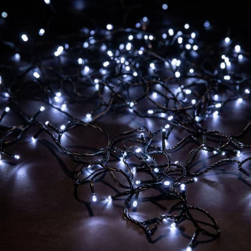 Pour mieux profiter de l’extérieur:Guirlande lumineuse LED à lumière animée blanc sur secteur - 25 m