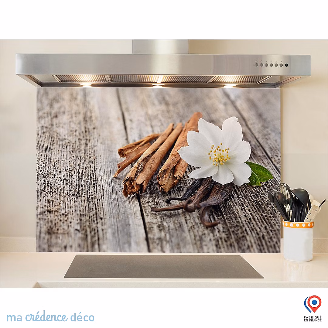 Crédence cuisine fond de hotte Cannelle et fleur de vanille – Verre trempé | L 90 cm x H 60 cm | MaCrédenceDéco