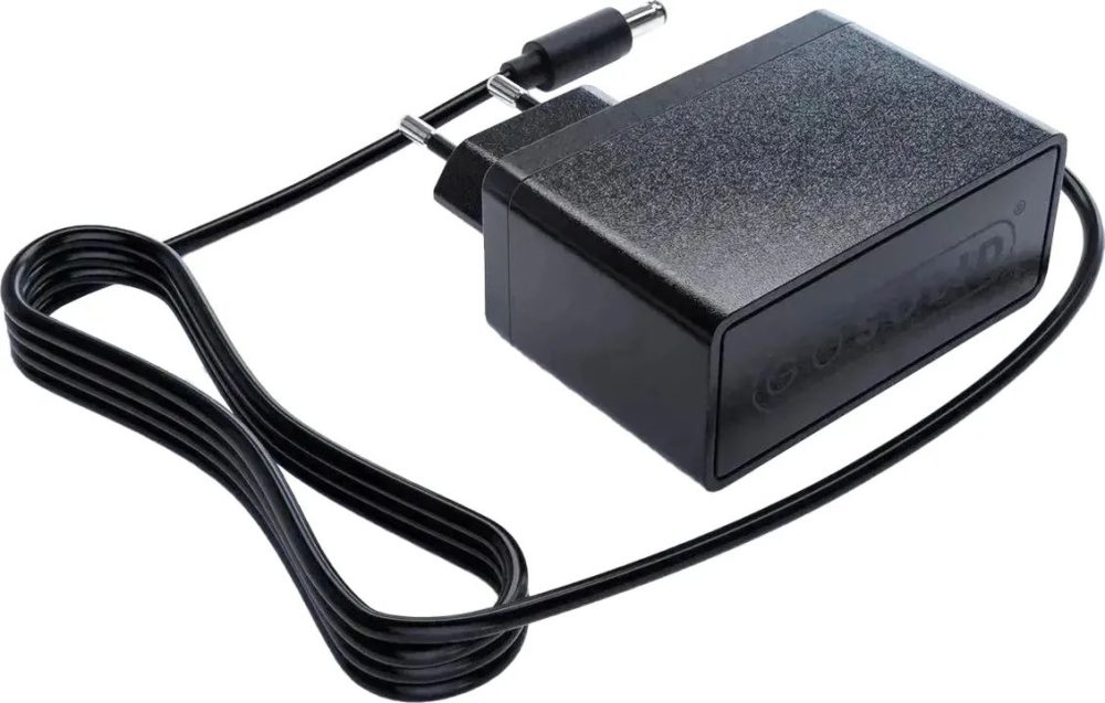 GO SOLID! Chargeur 25V compatible avec Valberg Cyclonic S8 Flex