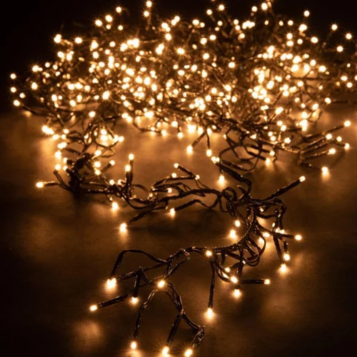 Une sélection pour l’extérieur:Guirlande lumineuse LED à lumière fixe blanc chaud - 27 m