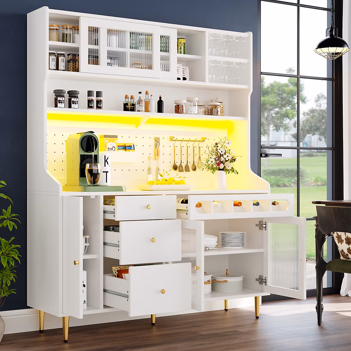 Buffet haut 145 cm en verre et MDF blanc avec LED et range – bouteilles