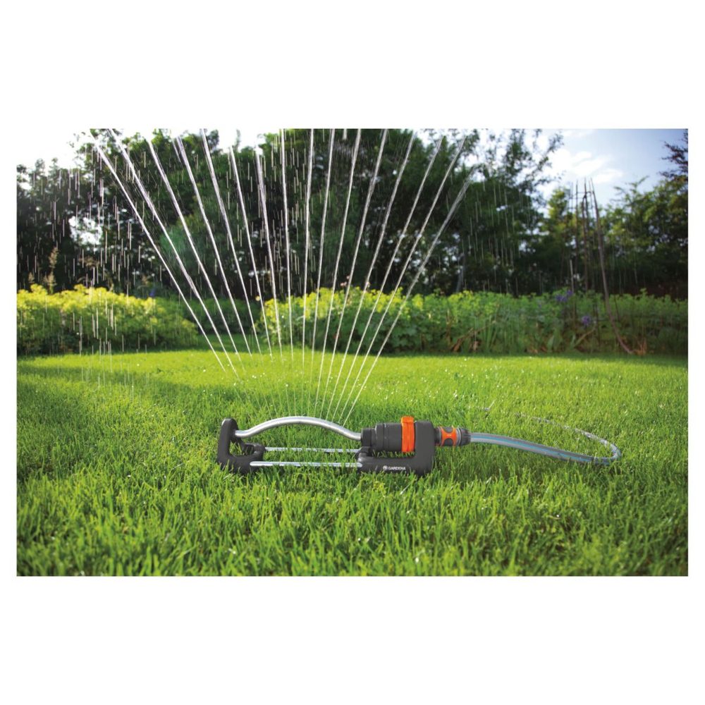 GARDENA Arroseur oscillant à portée ajusTable de jardin - 90 à 250m² - AQUA S