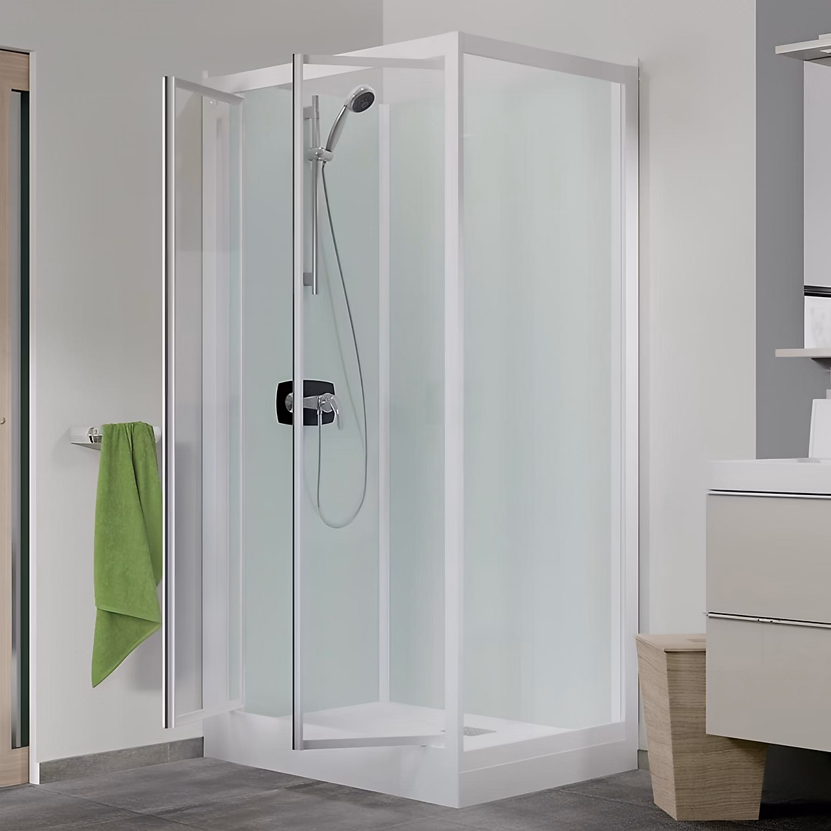 Cabine de douche d'angle KINEDO GLASS 100 × 80 hauteur receveur 18cm 1 porte pivotante avec mitigeurfabriqué en France