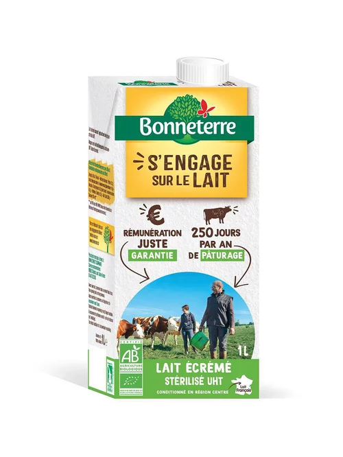 Pour créer votre univers jardin:Lait stérilisé écrémé en brique de 1 L