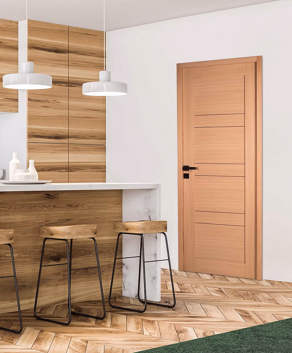 Bloc-porte (porte battante avec encadrement) – Bloc porte bois en chêne européen CASSIOPEIA 730 Droite 1 panneau en huisserie de 92