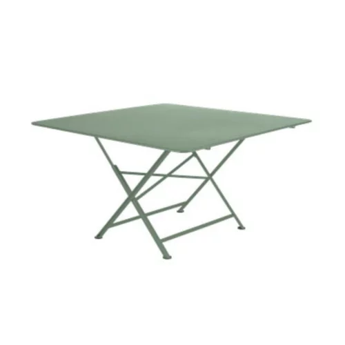 Qualité jardin：Table carrée pliante coloris cactus Cargo Fermob - 128 x 128 x 74 cm